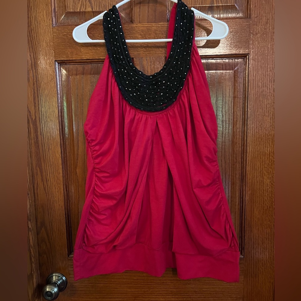 Torrid Size 3 (3X) Sleeveless Red & Black Top W/Beading